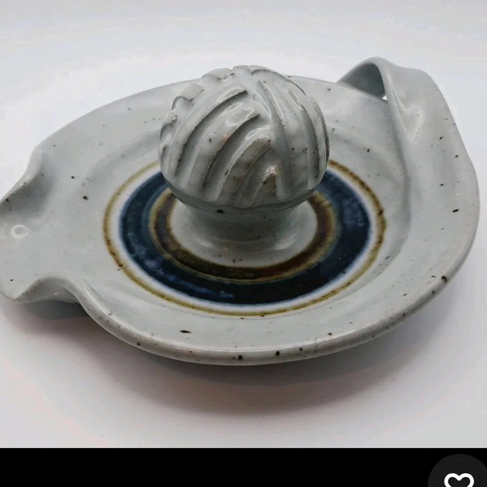 Citrus Juicer Pottery White and Blue